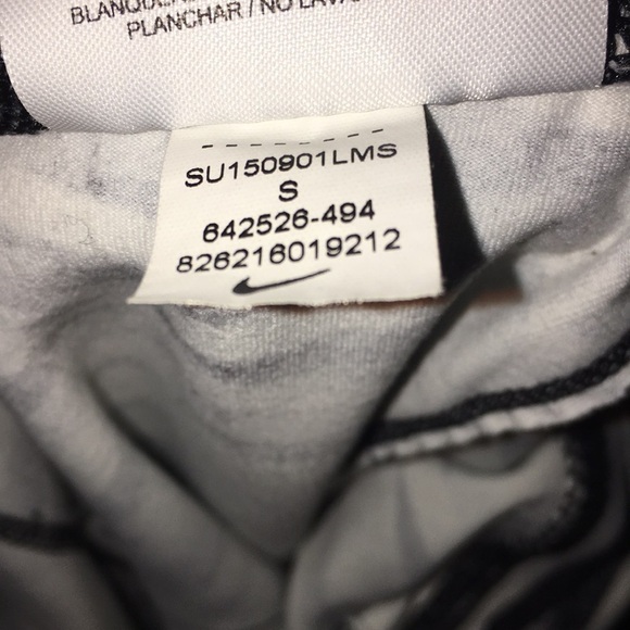 Nike Dri-fit workout leggings black white and gray yoga pants size small​​​​ - Picture 10 of 10